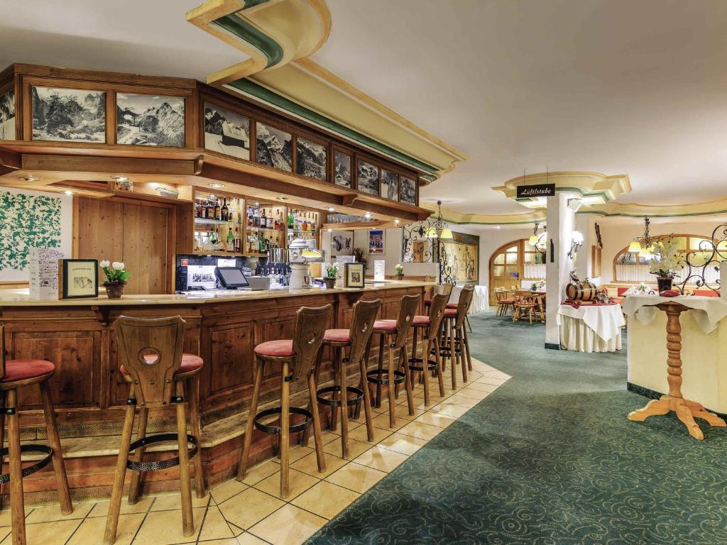 Lüftlstube Bar